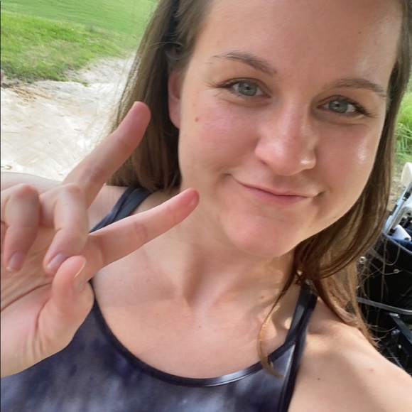 Meet your Posher, Emily - Picture 1 of 1